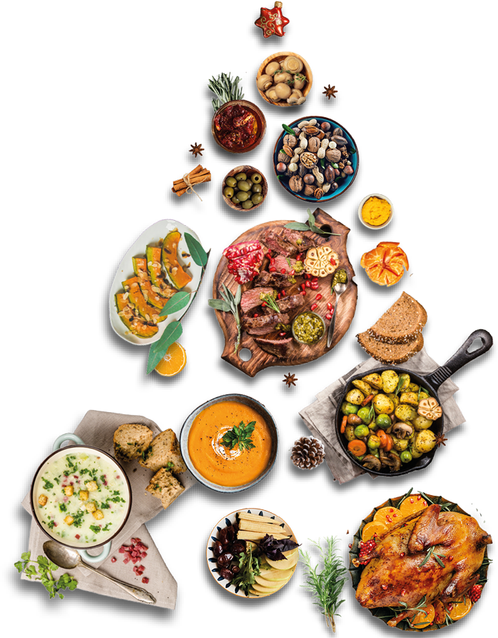 Verschiedene festliche Speisen in Form eines Weihnachtsbaums arrangiert – mit Braten, Kürbissuppe, Gemüse, Nüssen, Gewürzen und Truthahn.