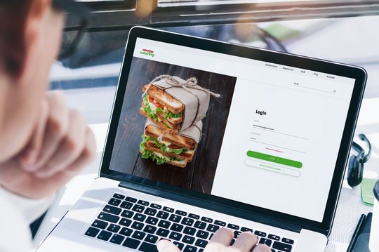 Der digitale Komplettservice EASY SYSTEM von apetito catering
